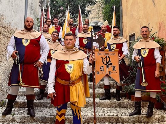 Associazione Folklorico Culturale e Sociale: Sbandieratori e Musici “Animae Leonis”